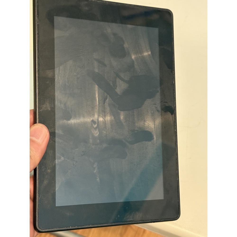 Amazon Kindle Fire OS ,   no Power , Selling Asis For Parts